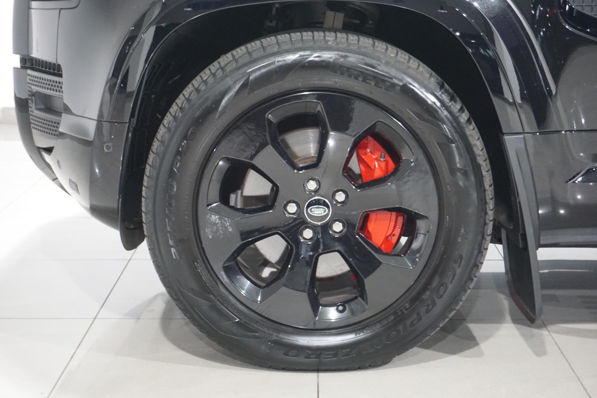 Land Rover Defender 110 2.0 P400e 15.4kWh X-Dynamic HSE Auto 4WD Euro 6 (s/s) 5dr